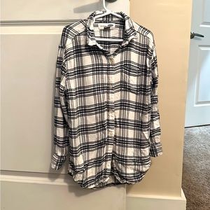 Old Navy Girls Boyfriend Fit Flannel